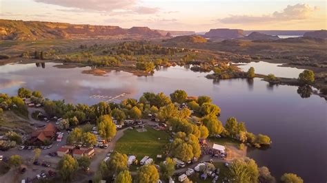 Sunbanks resort - Sunbanks Resort, Electric City, Washington. 1,712 likes · 107 talking about this · 940 were here. Enjoy the scenery surrounding our resort and Banks Lake. Mini Golf, Boating, Camping, Lake View...